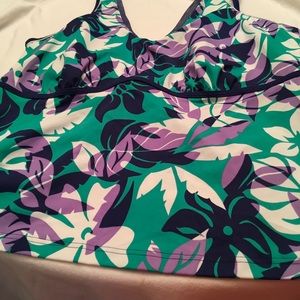 Plus size Bathing suit top